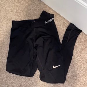 Women’s Nike Pro Leggings